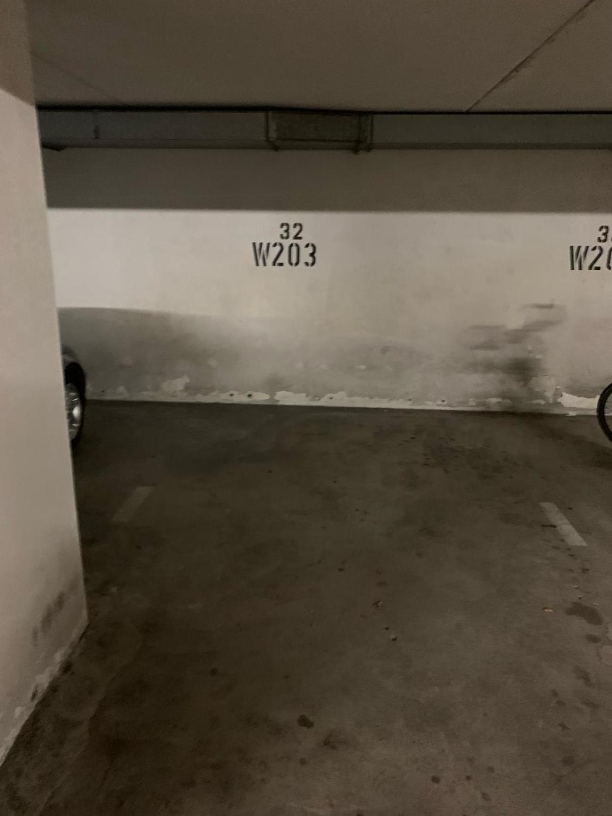 Bonbon Nerstr Vollstaendig Eingerichtetes Apartment Mit Parkplatz Cologne Extérieur photo